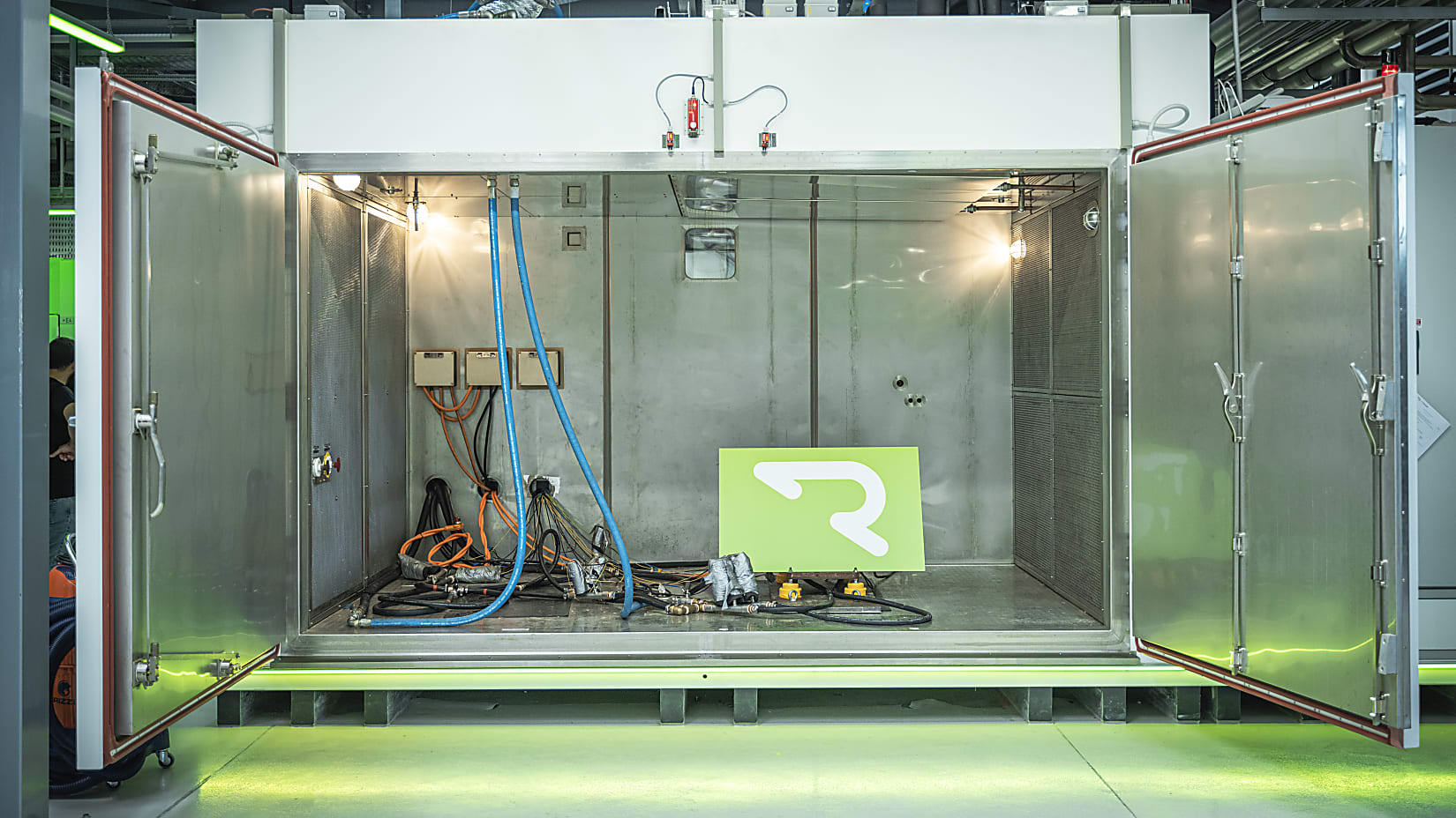Testlab automation: Automotive testing using EtherCAT to  CAN FD gateway communication
